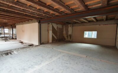 Renovering af eksisterende etagebyggeri og montering af nye altaner